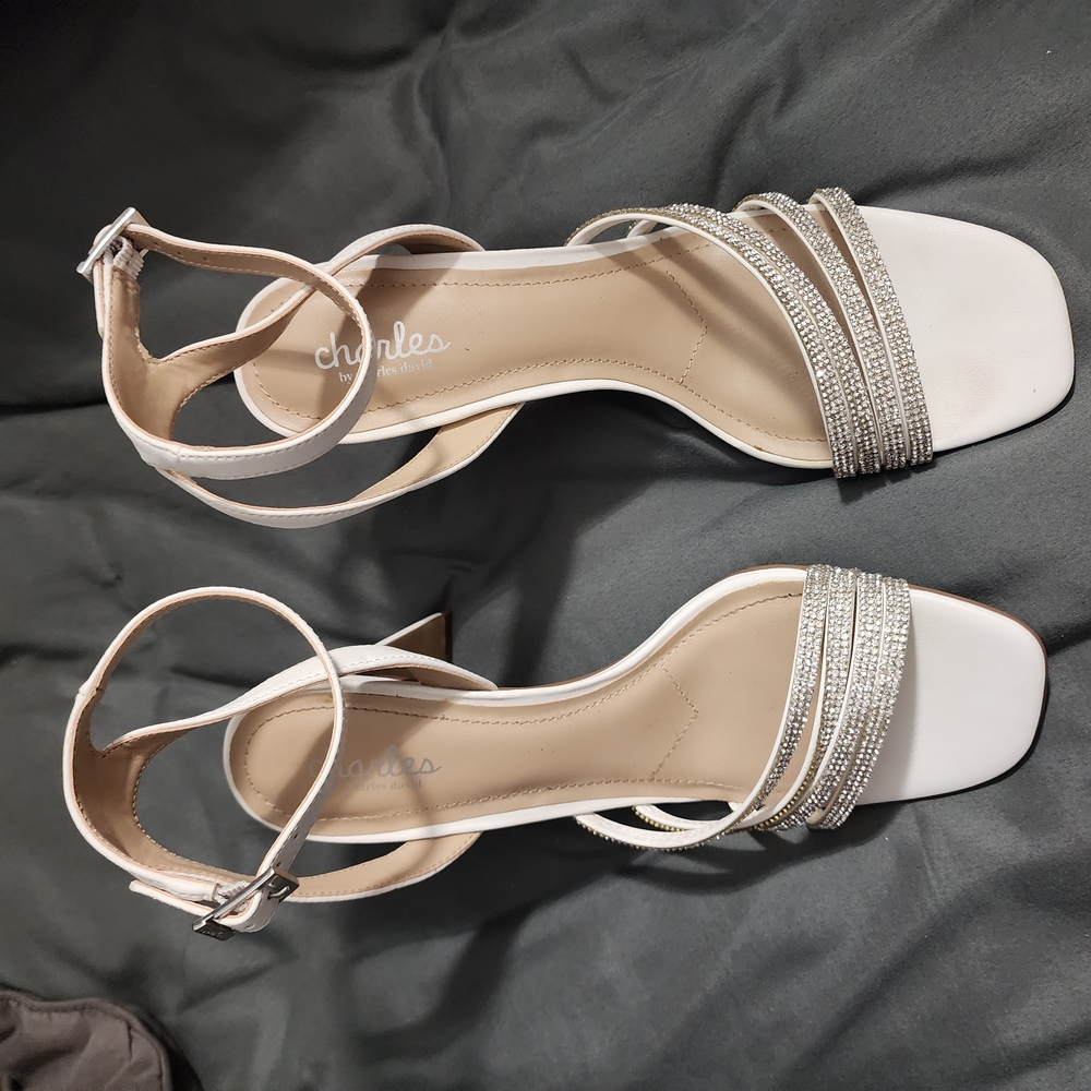 Charlies White Strappy Women's Sandals